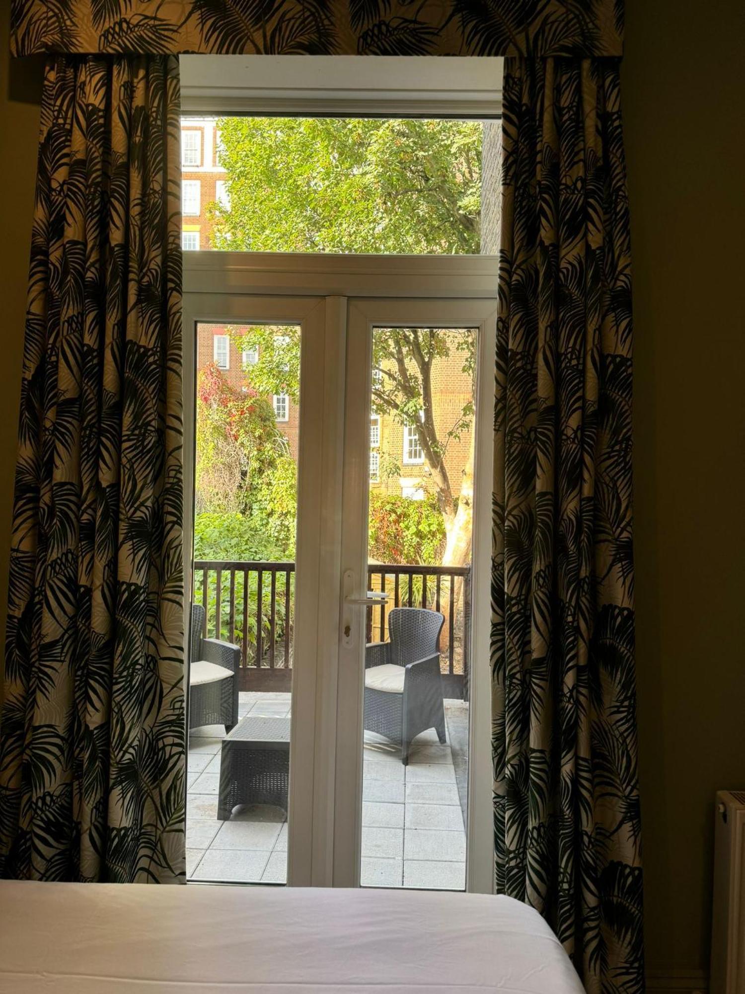 Marldon Olympia Hotel Лондон Экстерьер фото