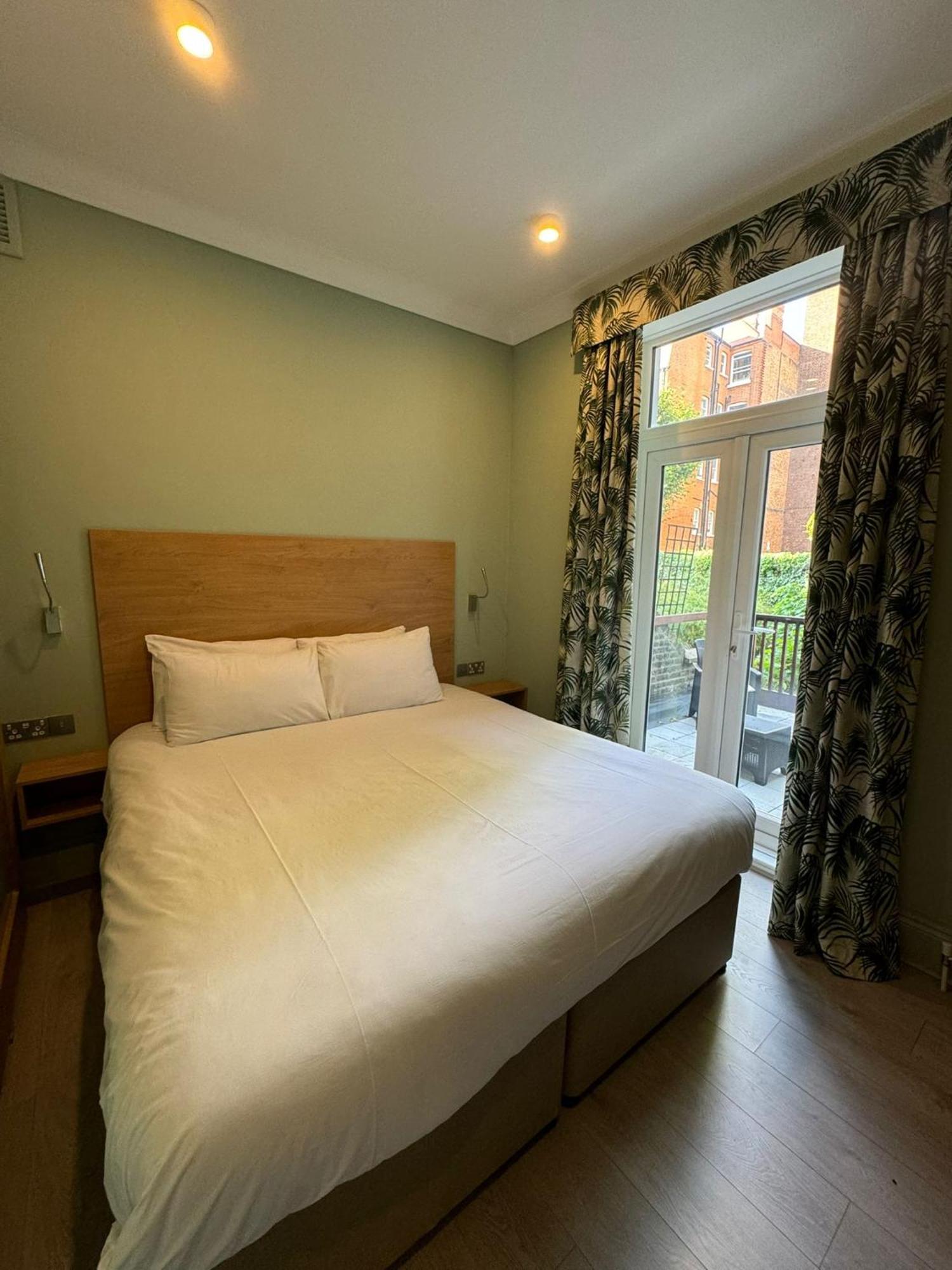 Marldon Olympia Hotel Лондон Экстерьер фото