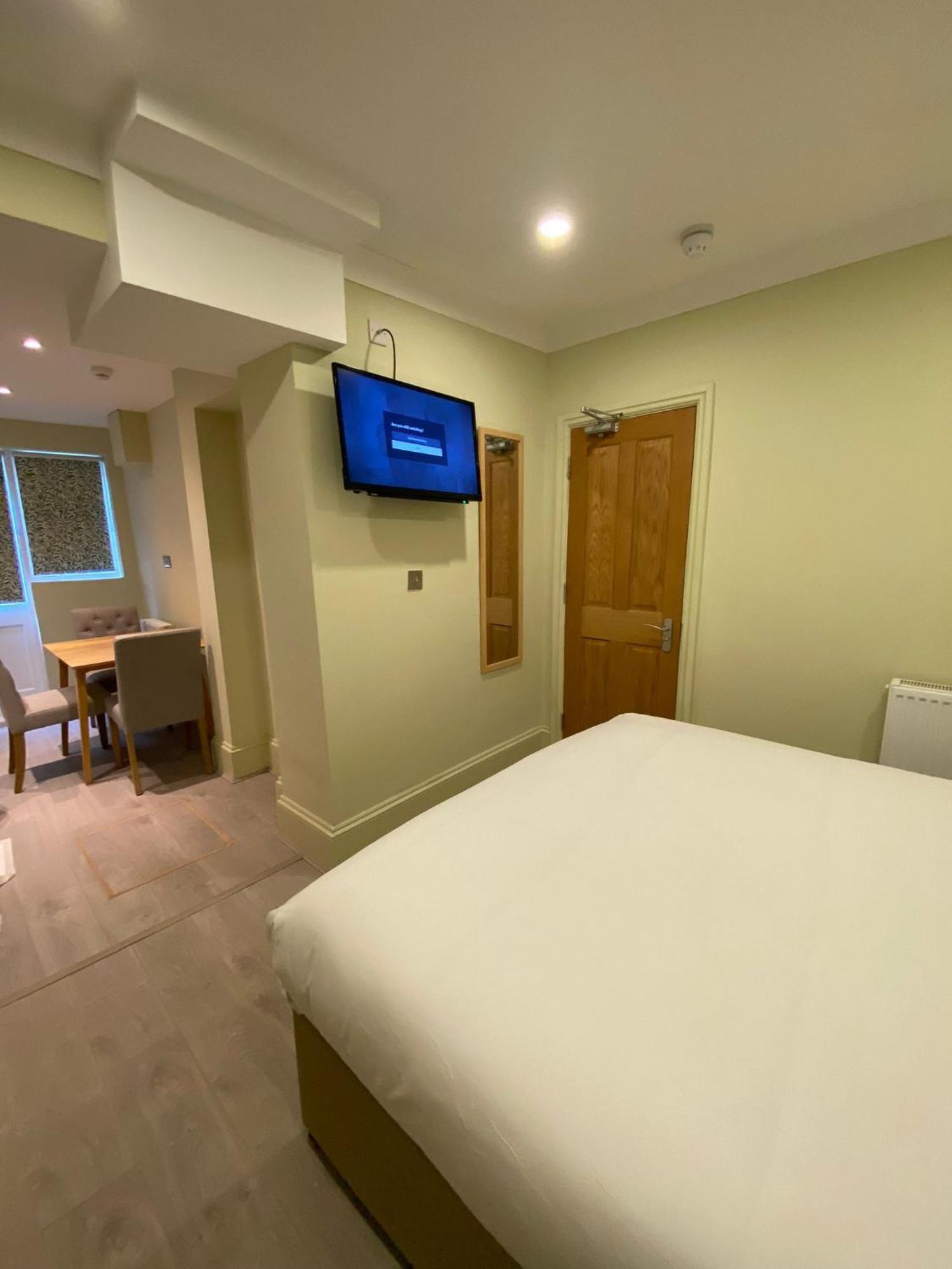 Marldon Olympia Hotel Лондон Экстерьер фото