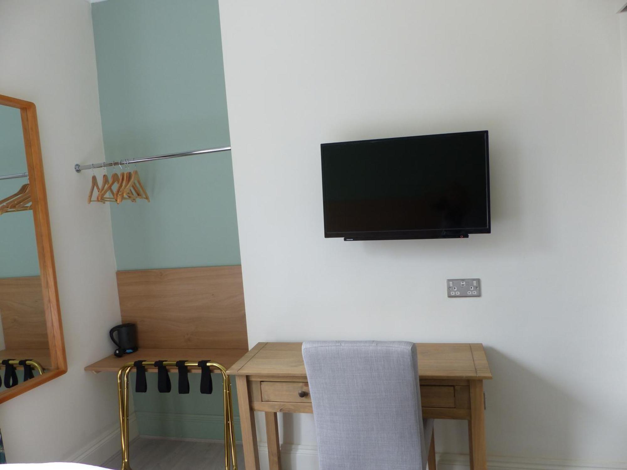 Marldon Olympia Hotel Лондон Экстерьер фото