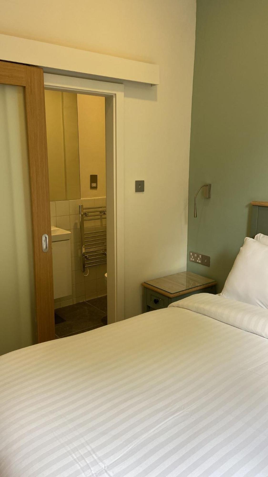 Marldon Olympia Hotel Лондон Экстерьер фото